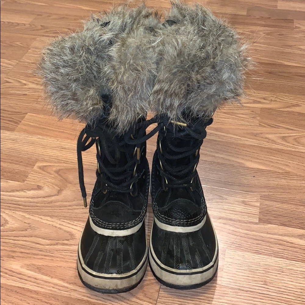 Black sorel Joan of arctic boots